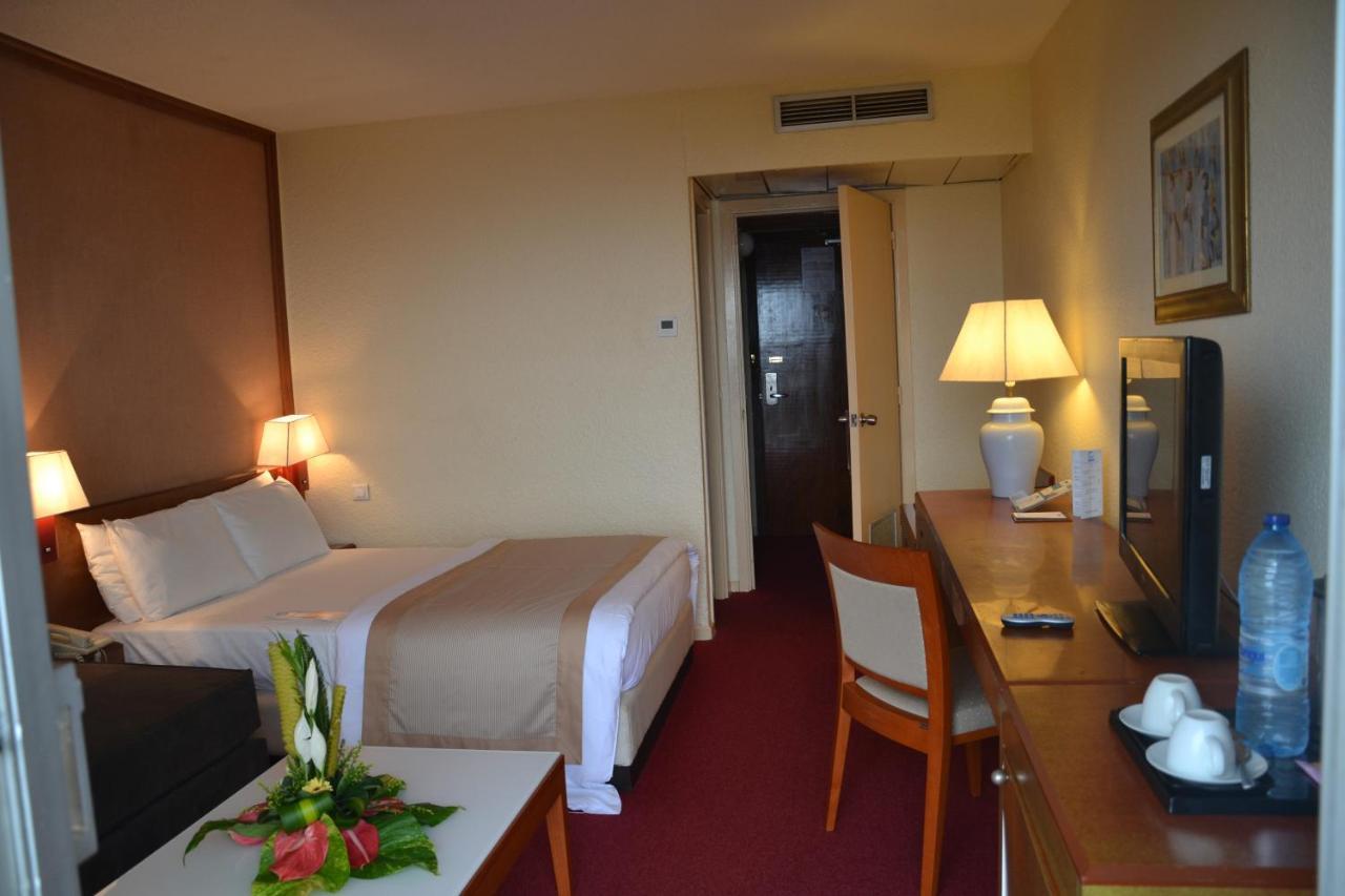 Hotel Sawa دوالا المظهر الخارجي الصورة