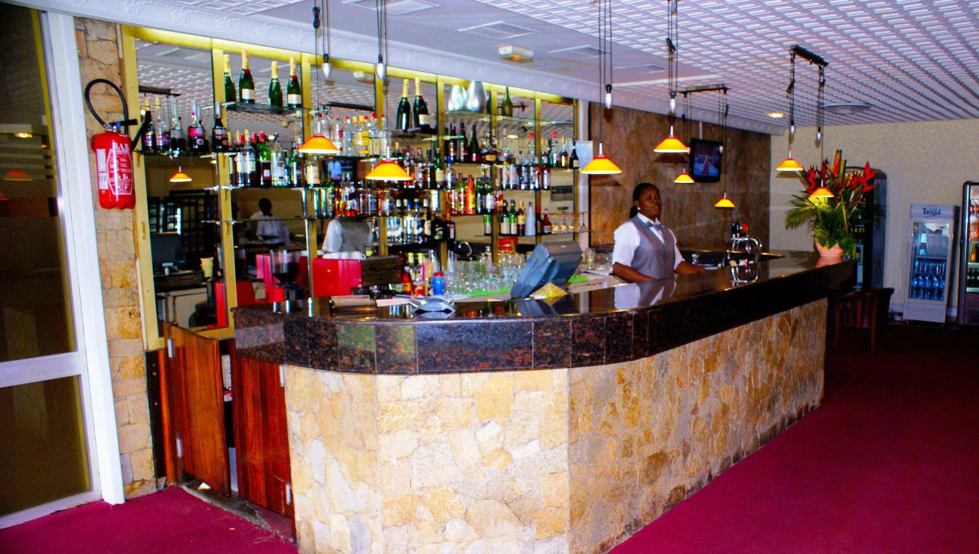 Hotel Sawa دوالا المظهر الخارجي الصورة